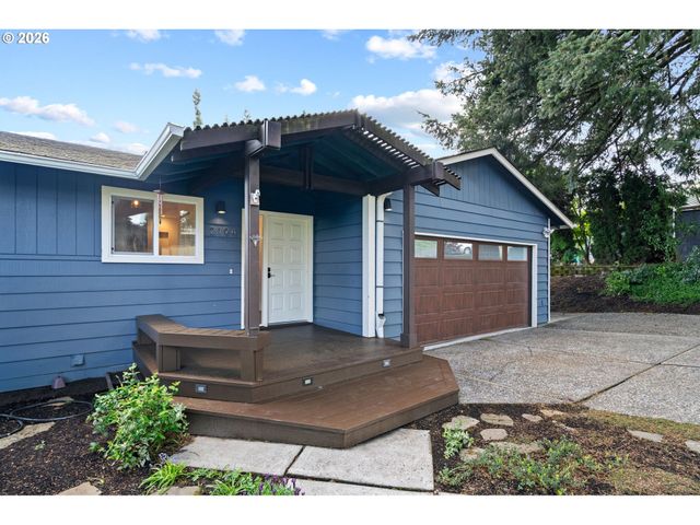 2194 VALLEY VIEW Dr, West Linn, OR 97068
