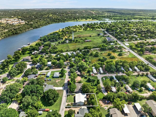 1010 Louise ST, Marble Falls, TX 78654