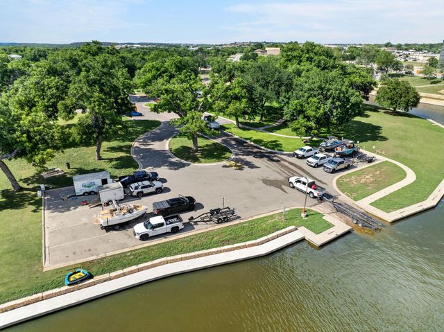 1010 Louise ST, Marble Falls, TX 78654