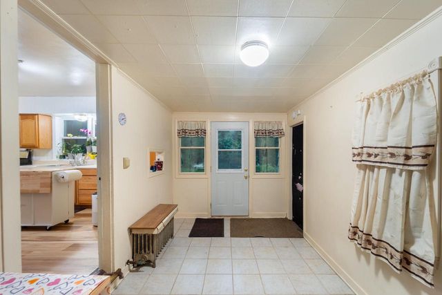 1900 Edgewater DRIVE, Grafton, WI 53024