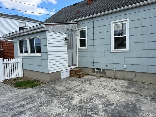 78 Manning Road, Amherst, NY 14226