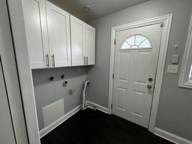 430 N Lincoln Avenue, Villa Park, IL 60181