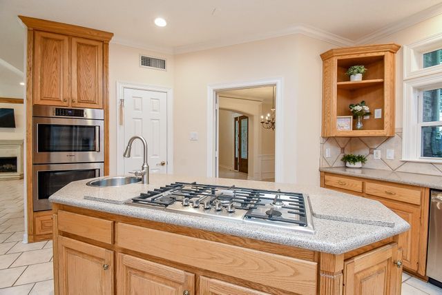 3003 Bernadette Lane, Houston, TX 77043