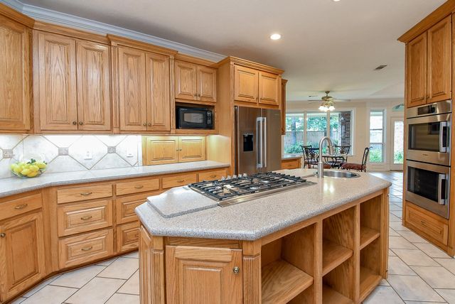 3003 Bernadette Lane, Houston, TX 77043