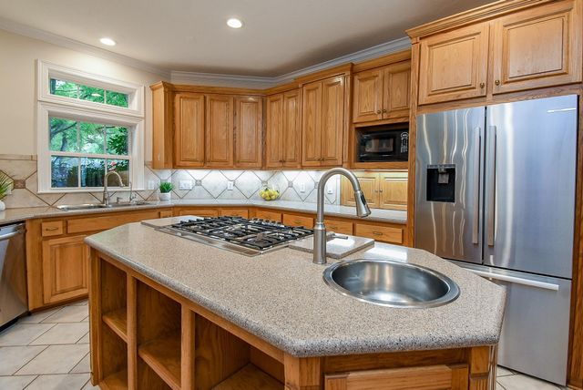 3003 Bernadette Lane, Houston, TX 77043