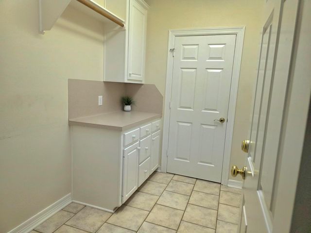 3003 Bernadette Lane, Houston, TX 77043