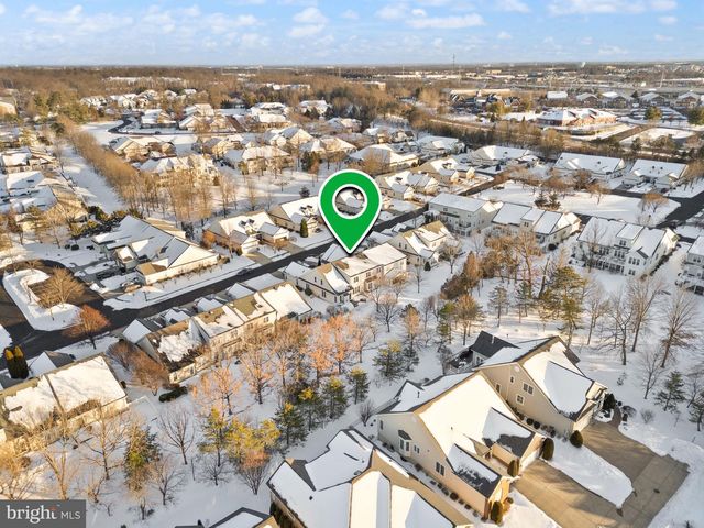 6932 WALNUT HILL DR, Gainesville, VA 20155