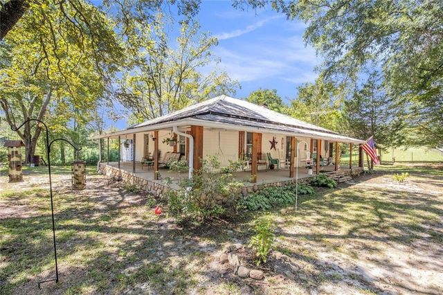 538 Lindsey Lake Road, Dallas, GA 30157