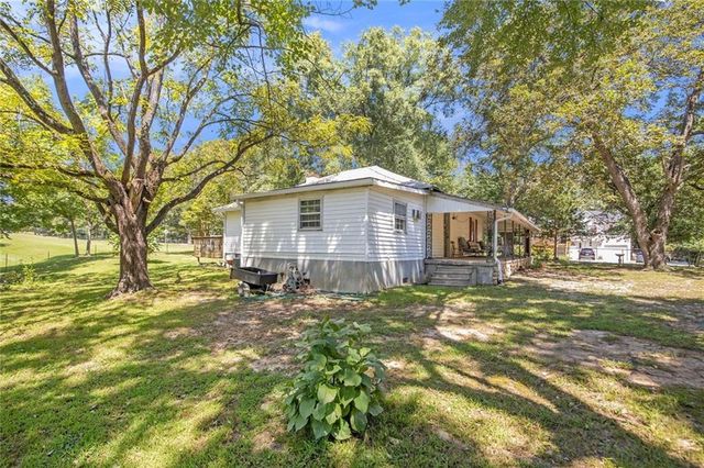 538 Lindsey Lake Road, Dallas, GA 30157