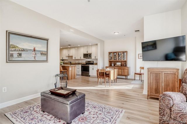 1630 N Clarkson Street 216, Denver, CO 80218