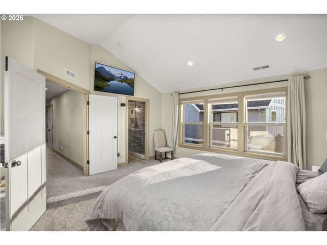 1668 Se 35TH Ter, Gresham, OR 97080