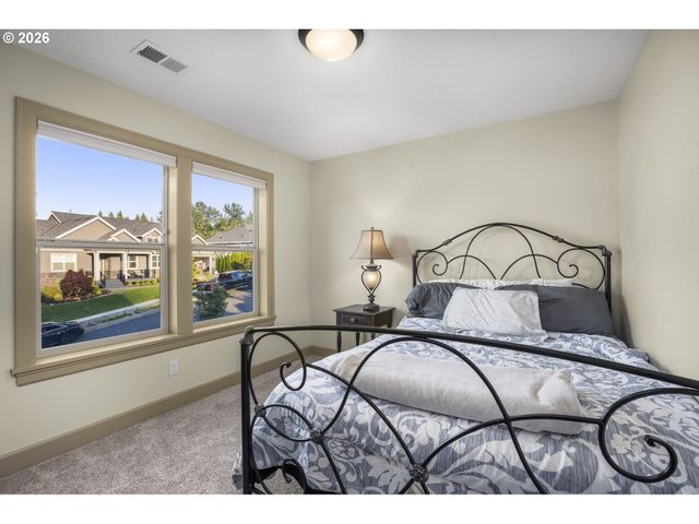 1668 Se 35TH Ter, Gresham, OR 97080