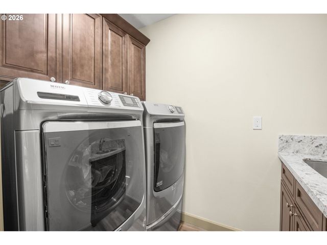 1668 Se 35TH Ter, Gresham, OR 97080