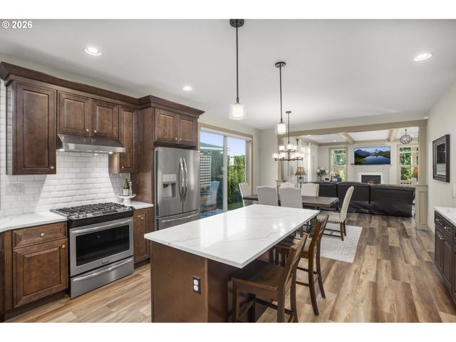 1668 Se 35TH Ter, Gresham, OR 97080