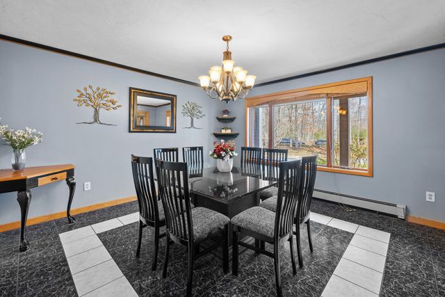 275 Chestnut, Uxbridge, MA 01569
