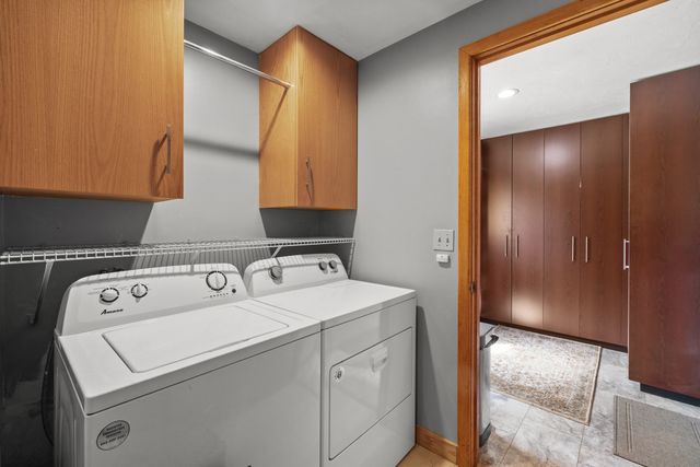275 Chestnut, Uxbridge, MA 01569
