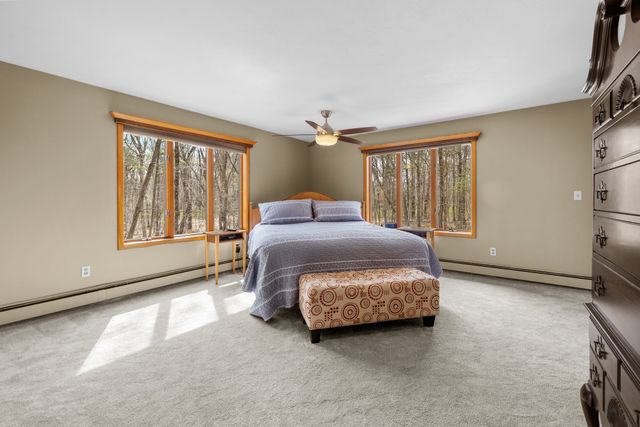 275 Chestnut, Uxbridge, MA 01569
