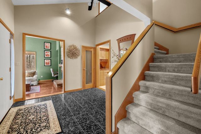 275 Chestnut, Uxbridge, MA 01569