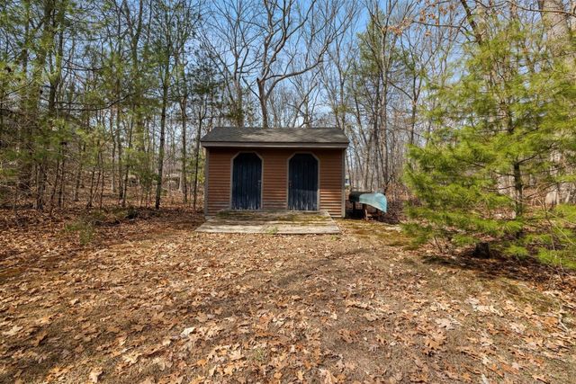 275 Chestnut, Uxbridge, MA 01569