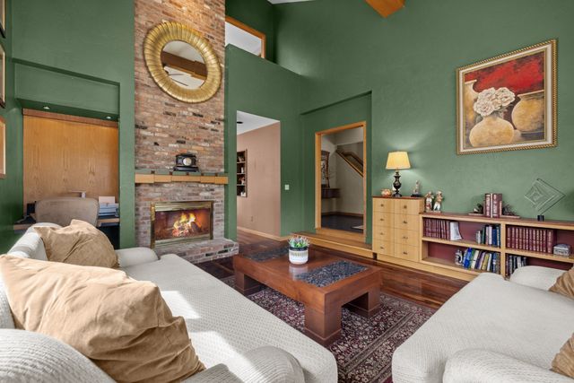275 Chestnut, Uxbridge, MA 01569
