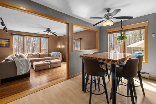 275 Chestnut, Uxbridge, MA 01569