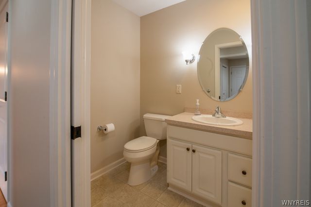 28 Lord Byron Lane, Amherst, NY 14221