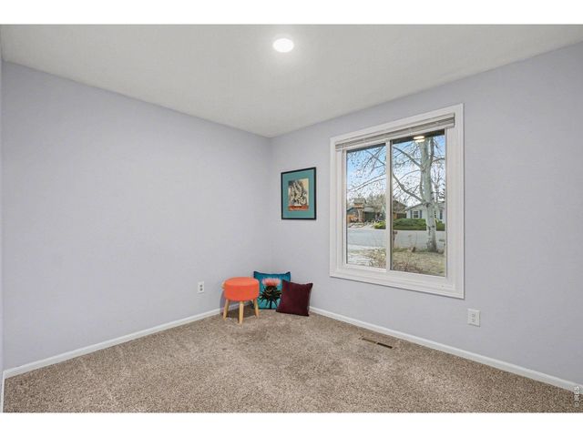 2539 Hillrose Ct, Loveland, CO 80538