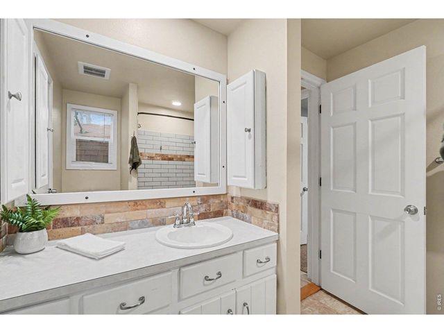 2539 Hillrose Ct, Loveland, CO 80538