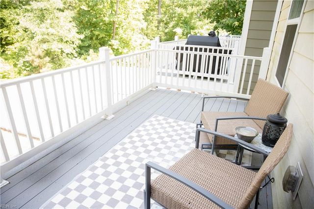 1013 Stern WAY, Chesapeake, VA 23323