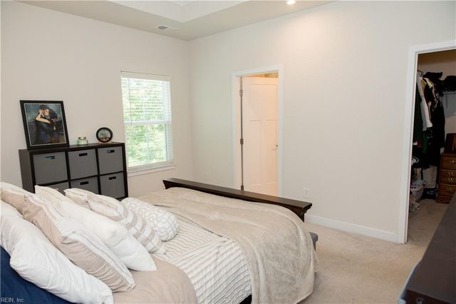 1013 Stern WAY, Chesapeake, VA 23323