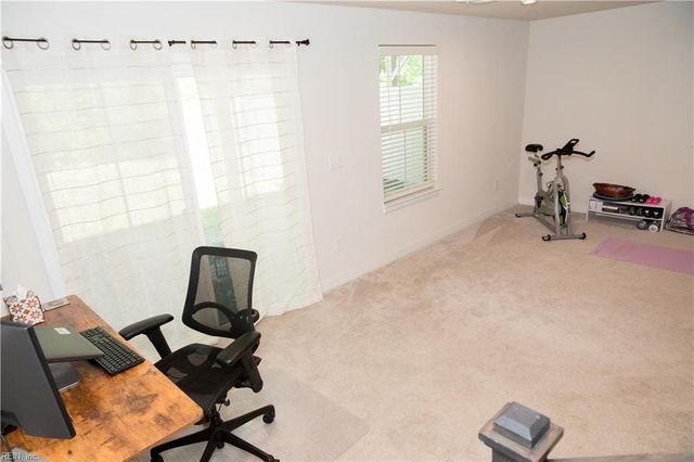 1013 Stern WAY, Chesapeake, VA 23323