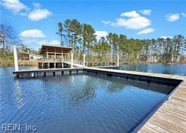 1013 Stern WAY, Chesapeake, VA 23323