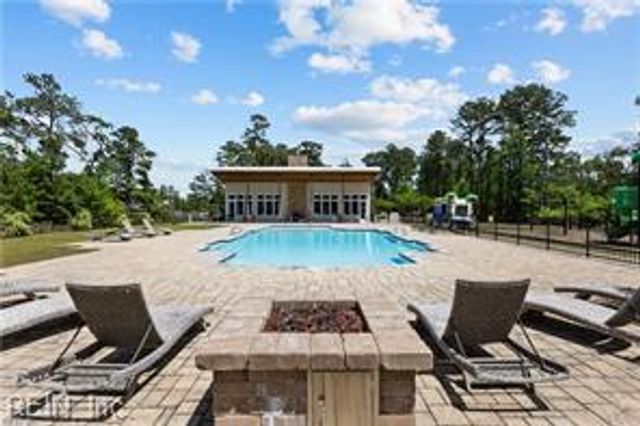1013 Stern WAY, Chesapeake, VA 23323