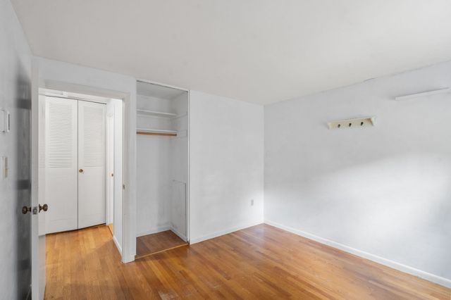60 Lake St E, Winchester, MA 01890