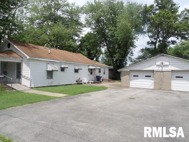 1509 E 4TH Street, West Frankfort, IL 62896
