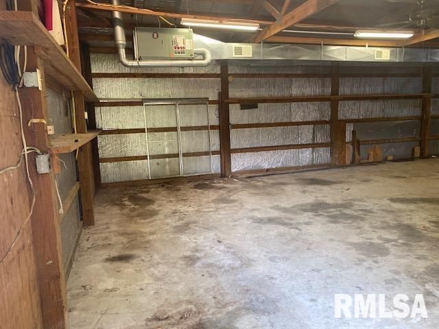 1509 E 4TH Street, West Frankfort, IL 62896