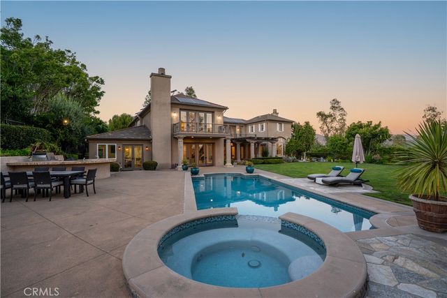 2384 Tubbs Drive, Tustin, CA 92782