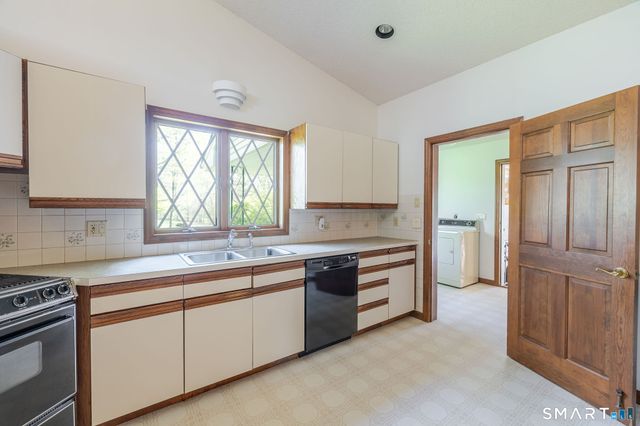 123 Mine Hill Road, New Milford, CT 06776