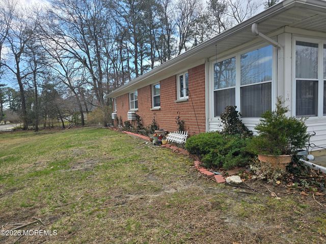 157a Rosewood Drive A, Whiting, NJ 08759