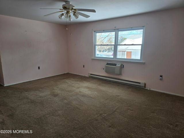 157a Rosewood Drive A, Whiting, NJ 08759