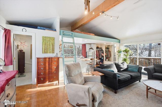 265 N Tatlow Drive, Palmer, AK 99645