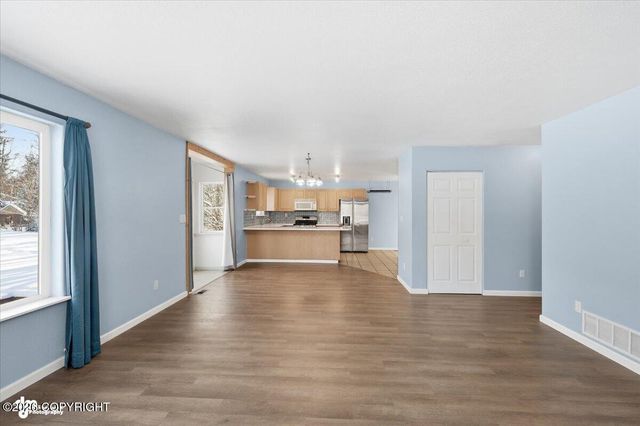 265 N Tatlow Drive, Palmer, AK 99645