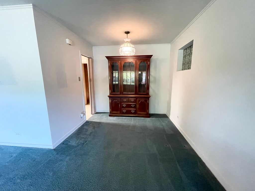 1028 Midway Road, Northbrook, IL 60062 — photo 4