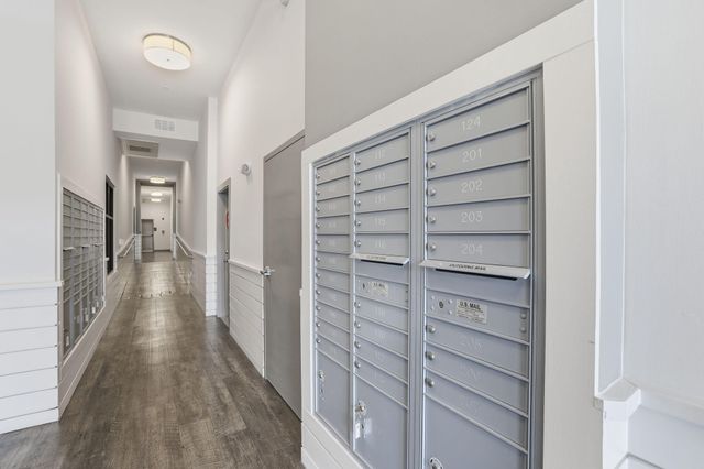 782 Riverfront Parkway 307, Chattanooga, TN 37402