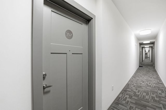 782 Riverfront Parkway 307, Chattanooga, TN 37402