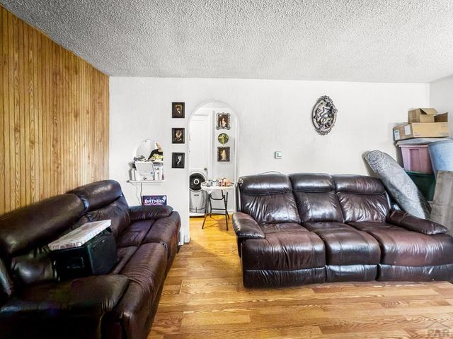 2710 3rd Ave, Pueblo, CO 81003