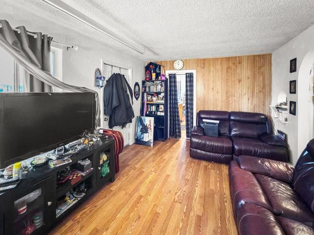 2710 3rd Ave, Pueblo, CO 81003