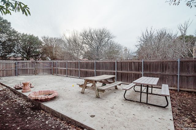 1551 Willow Creek, Seguin, TX 78155