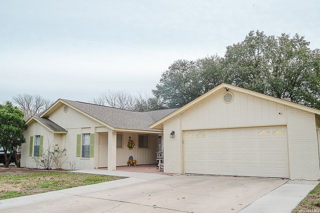 1551 Willow Creek, Seguin, TX 78155