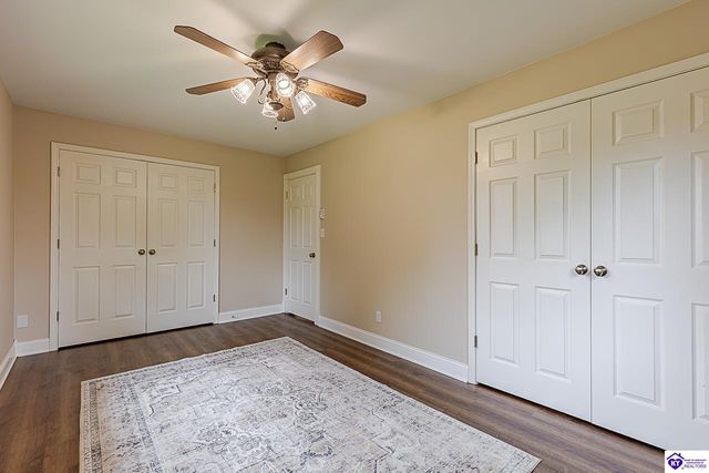 696 Pine Valley Drive, Elizabethtown, KY 42701